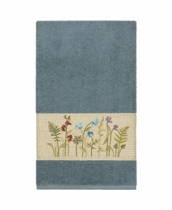 Linum Home Serenity Bath Towel