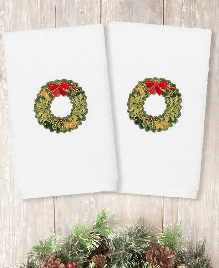 Linum Home Christmas Wreath Embroidered 100% Turkish Cotton 2-Pc. Hand Towel Set