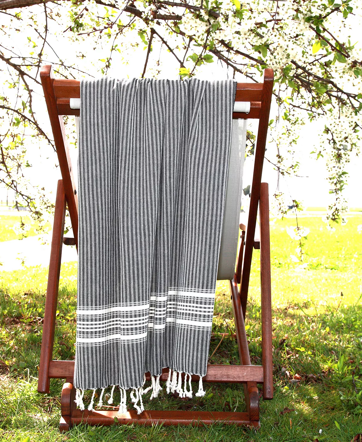 Linum Home Textiles Luxe Herringbone Pestemal Pack Of 2 100% Turkish Cotton Beach Towel - Image 7
